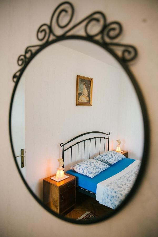 Apartman Bagattino-Trogir Near Old Town Екстер'єр фото
