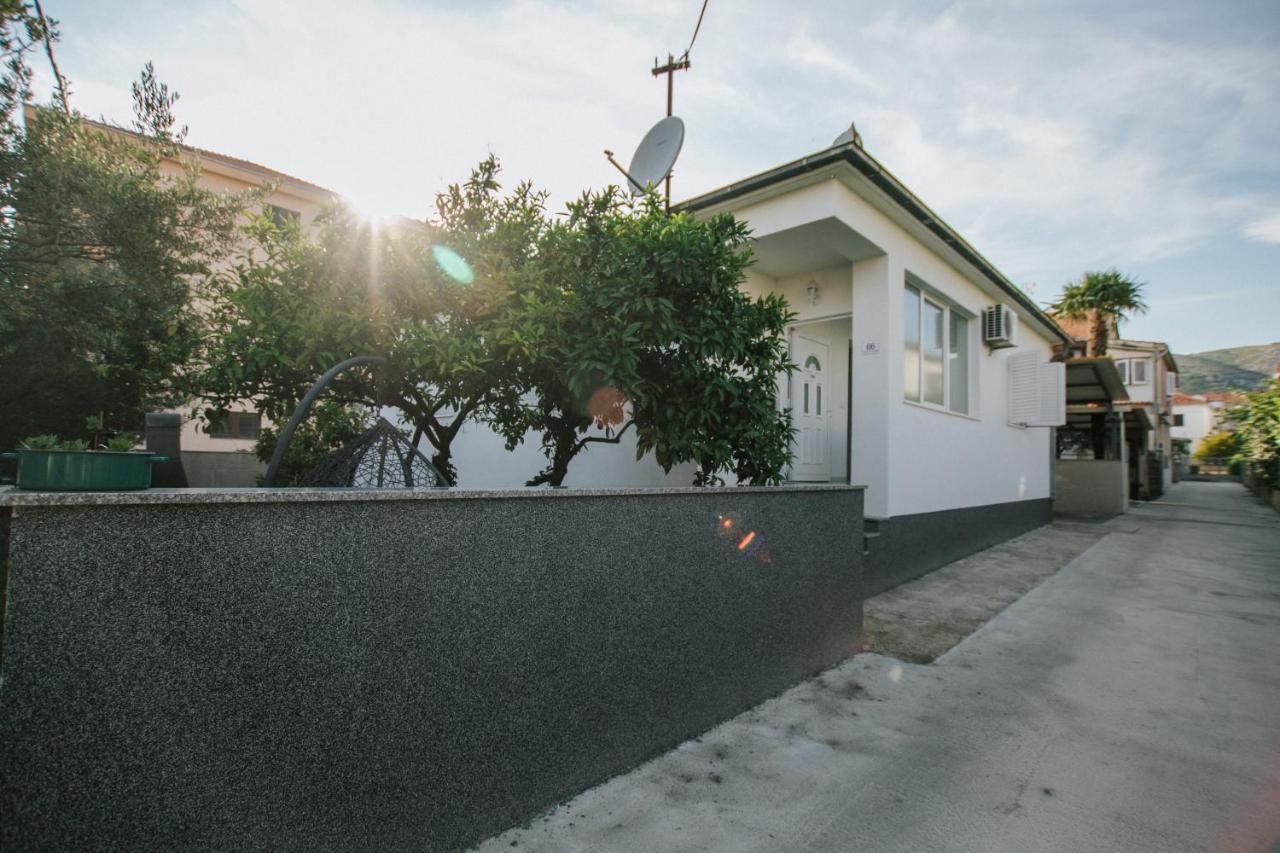 Apartman Bagattino-Trogir Near Old Town Екстер'єр фото